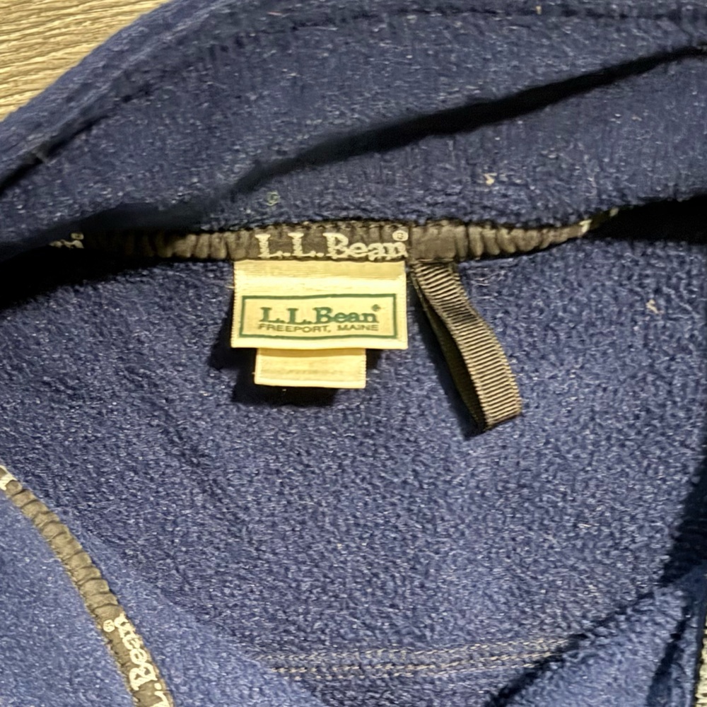L.L. Bean Deep Blue Fleece Vest - Picture 2 of 4